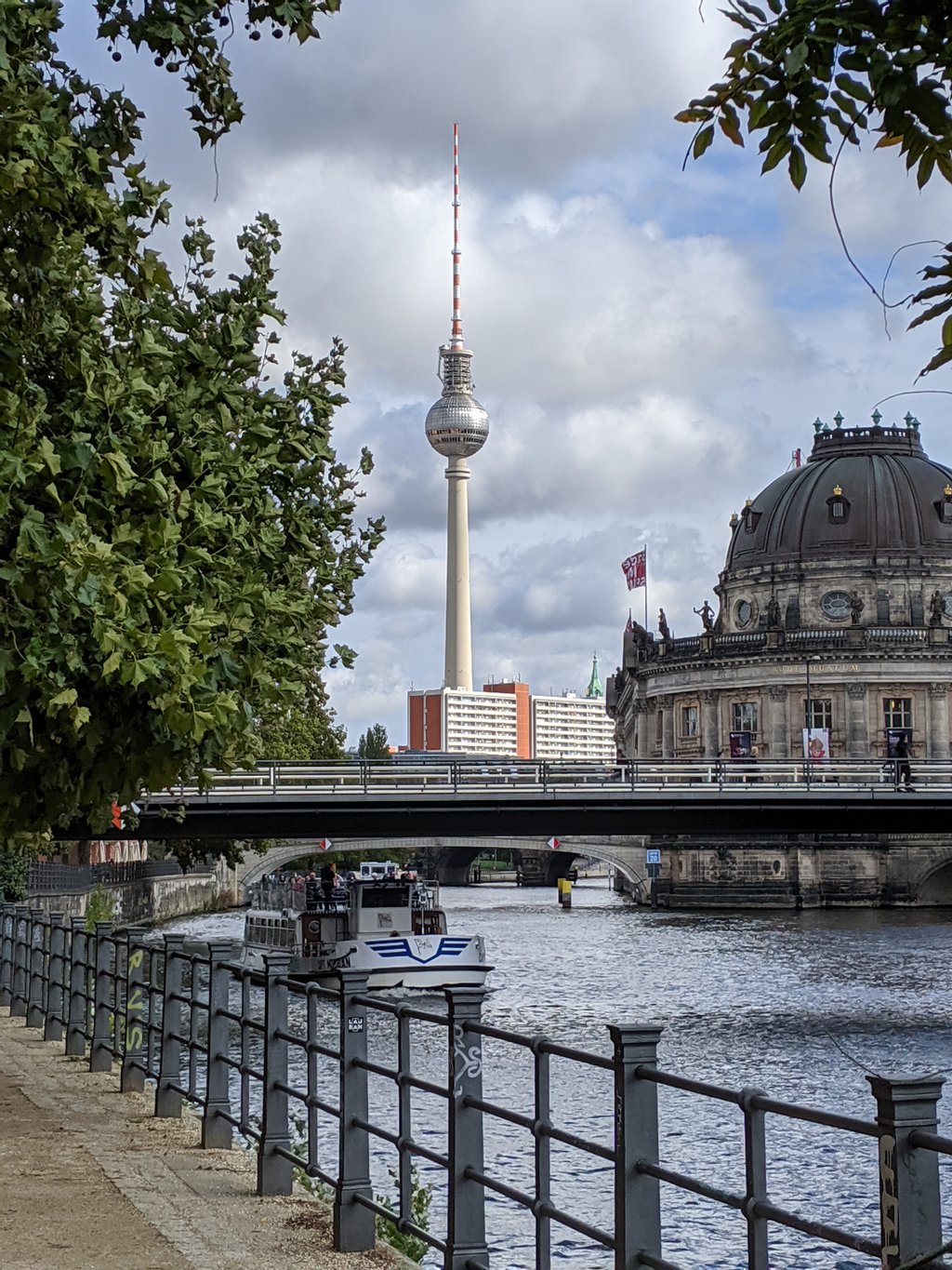 Fernsehturm from Spree
